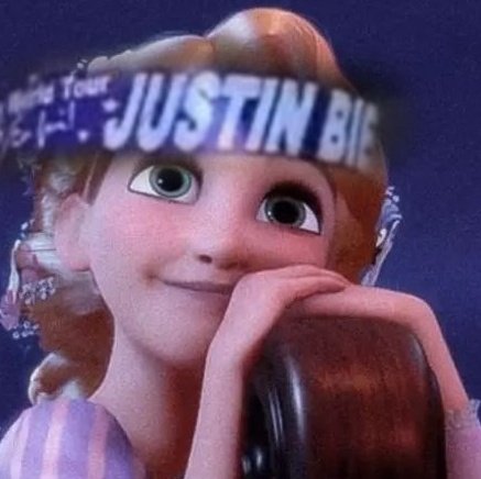 Beliebers             Beliebers
Looking at           Looking at
Justin Bieber       Justin Bieber 
My world tour     Justice world tour
(2010)                  (2022)
