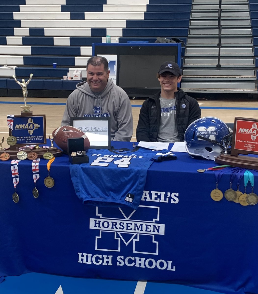 Amy Lujan tweet media