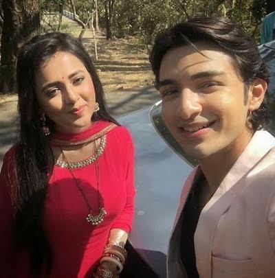 thought_cover's tweet photo. #TejIt Teja and Rohit beautiful friendship
#TejasswiPrakash #TejaTroops https://t.co/eio32oOfXi