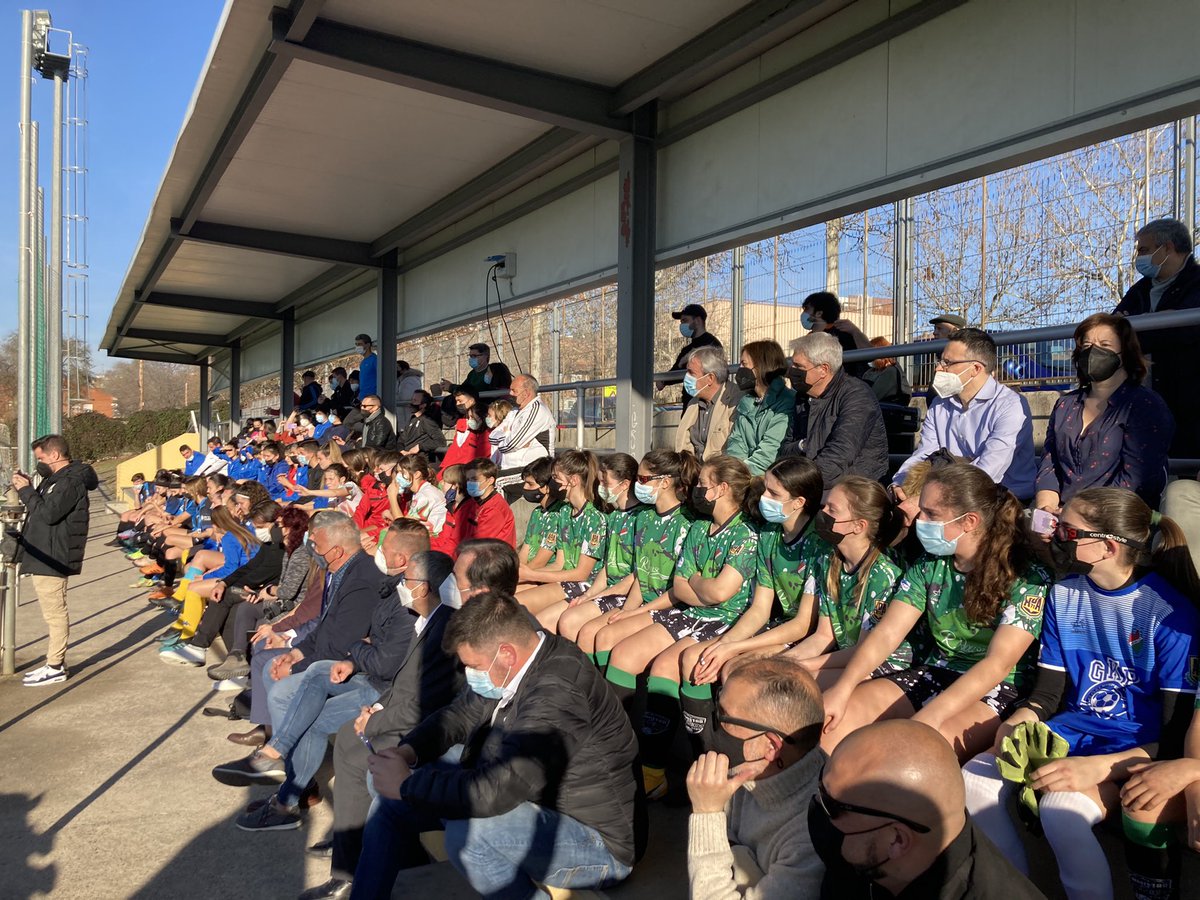 FEMENINO 🚺

Hoy hemos estado presentes en la reinauguración del campo de fútbol “Iker Casillas”. 

Hemos disfrutado de buen fútbol femenino 💚⚽️

Gracias al <a href="/AytoAlcorcon/">Ayuntamiento de Alcorcón</a> y <a href="/AlcorconDeporte/">Concejalía de Deportes de Alcorcón</a> por la invitación.