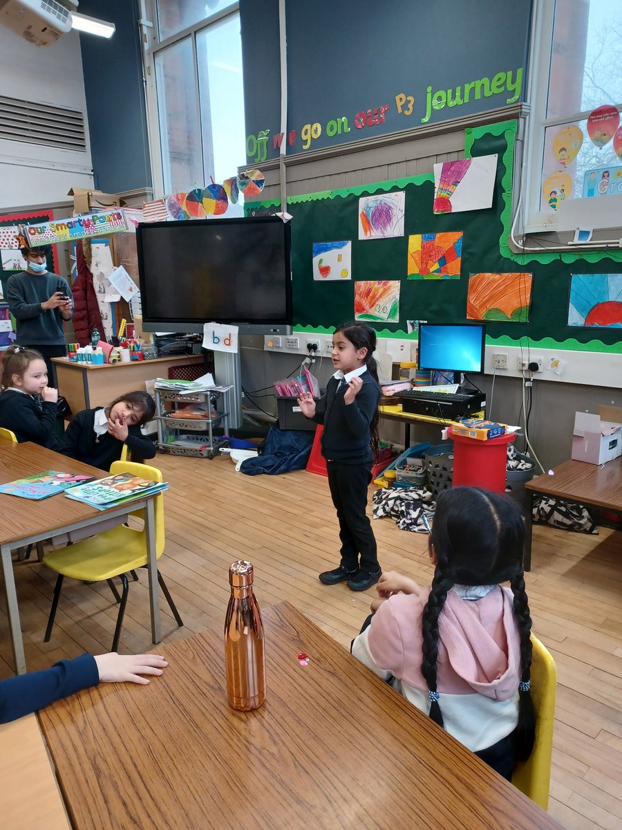 Our lovely multilingual pupil <a href="/P2Lorne/">P2LorneStreet</a> <a href="/LorneStreetPS/">Lorne Street PS</a> engaged us all with her favourite nursery rhyme <a href="/StrathEDU/">Strathclyde Institute of Education</a> <a href="/ajcorrigan/">Amanda Corrigan</a> <a href="/tomaszjohn84/">Dr Tomasz John</a> <a href="/alannhuang/">Alan Huang</a> <a href="/EALGlasgow/">EAL Service, Glasgow</a> <a href="/GlasgowEALEY/">GCC EY Support for EAL</a> <a href="/EqualitiesEdGCC/">Equalities Education Services GCC</a> <a href="/Glasgowlangs/">Glasgow Languages 🌈❤🌍🌻</a> <a href="/rs_EAL/">Robert Sharples</a> <a href="/EALSuccess/">EAL Success</a> <a href="/AuntieBif/">Elizabeth Norton 🇺🇦🌻</a> <a href="/lornestreetpe/">@lornestreetPE</a>