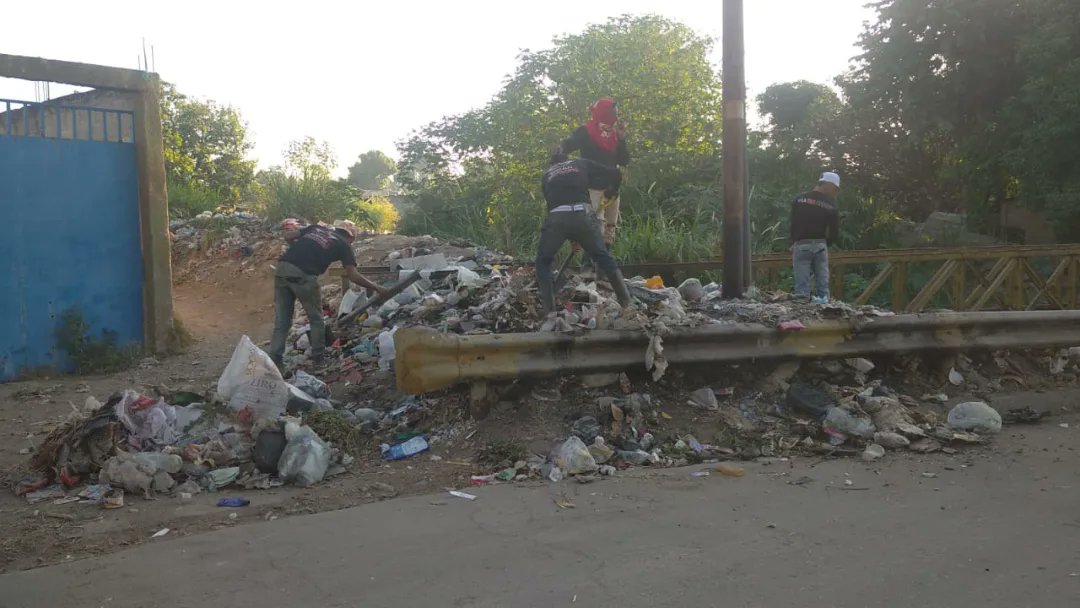 JohendersonG_'s tweet photo. Linares de mis amores, tengan todos la seguridad plena, que desde la Alcaldía Bolivariana Francisco Linares Alcántara estoy comprometido con todo mi equipo de trabajo en la construcción de un Municipio mejor para todas y todos, Ordeneme pueblo yo sabré cumplir! https://t.co/2lyJYcdAtE