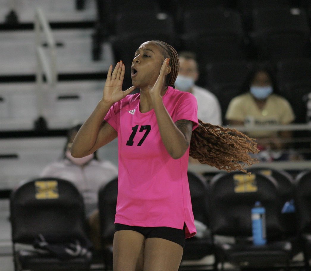 Holla if it’s ur birthday!!!

Happy birthday to our career leader in hitting percentage and our current GA Vivica Price-Spraggins!!!

#volleyball #birthday #hbcu #nola #neworleans #vb #xula #xavier #rrac