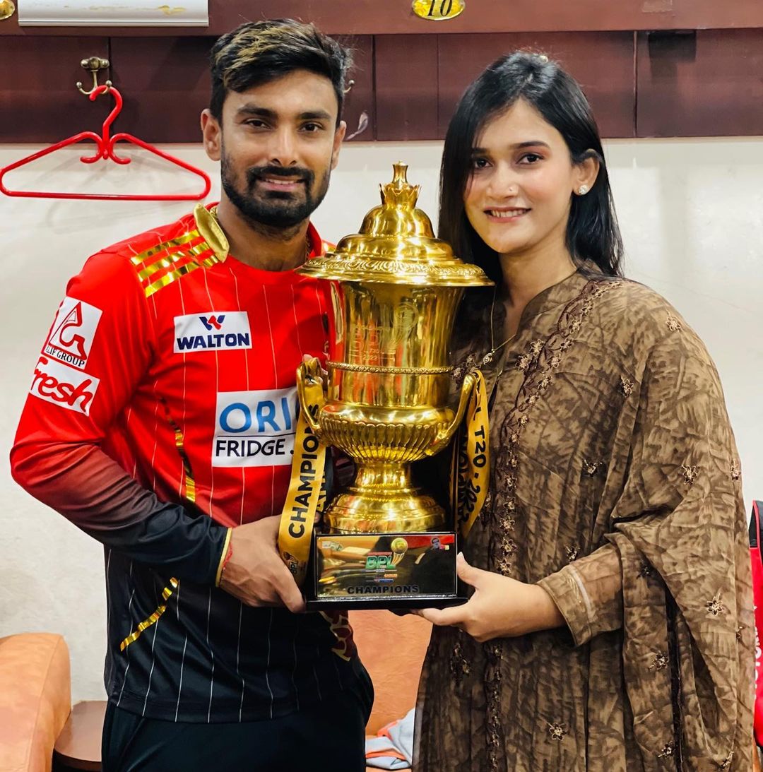 LittonOfficial's tweet photo. CHAMPIONS 🏆 #BBPL2022 https://t.co/d0gs7GAva7