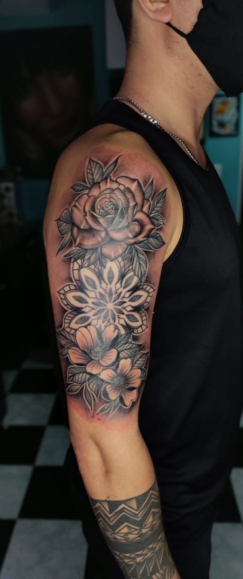 Nuevo tatoo 🌺🌹