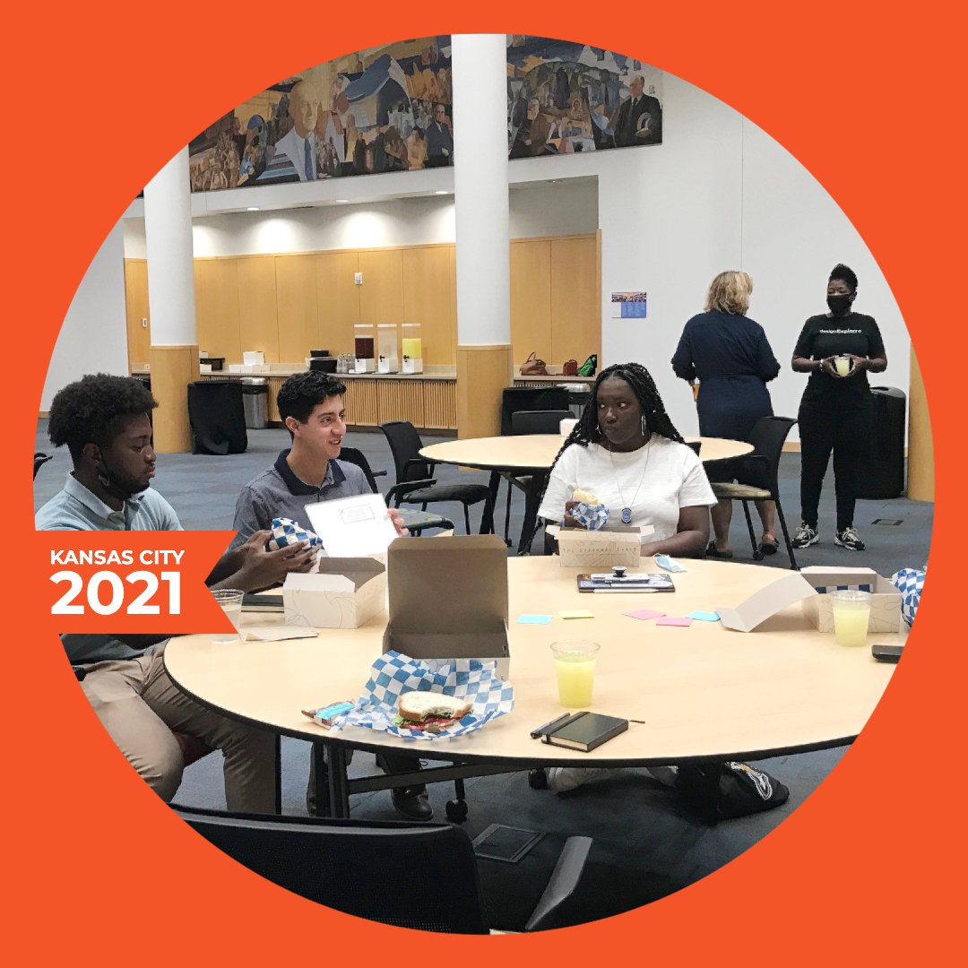 designExplorr's tweet photo. Students from KSU and KU attending the Goal Setting for Creative Careers workshop enjoy lunch and discuss careers and school plans. #designExplorr #icanimpactdesign #1designgoal https://t.co/SnXY5JWiCi