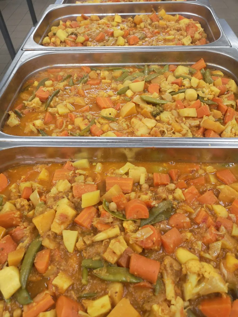 Refugee Community Kitchen tweet media