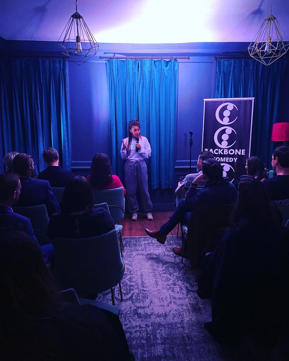 BackboneTheatre's tweet photo. Last night was another packed room at @blacksclubsoho! Someone said they actually hurt from laughing. We’re fine with that. https://t.co/W22e45Azg2