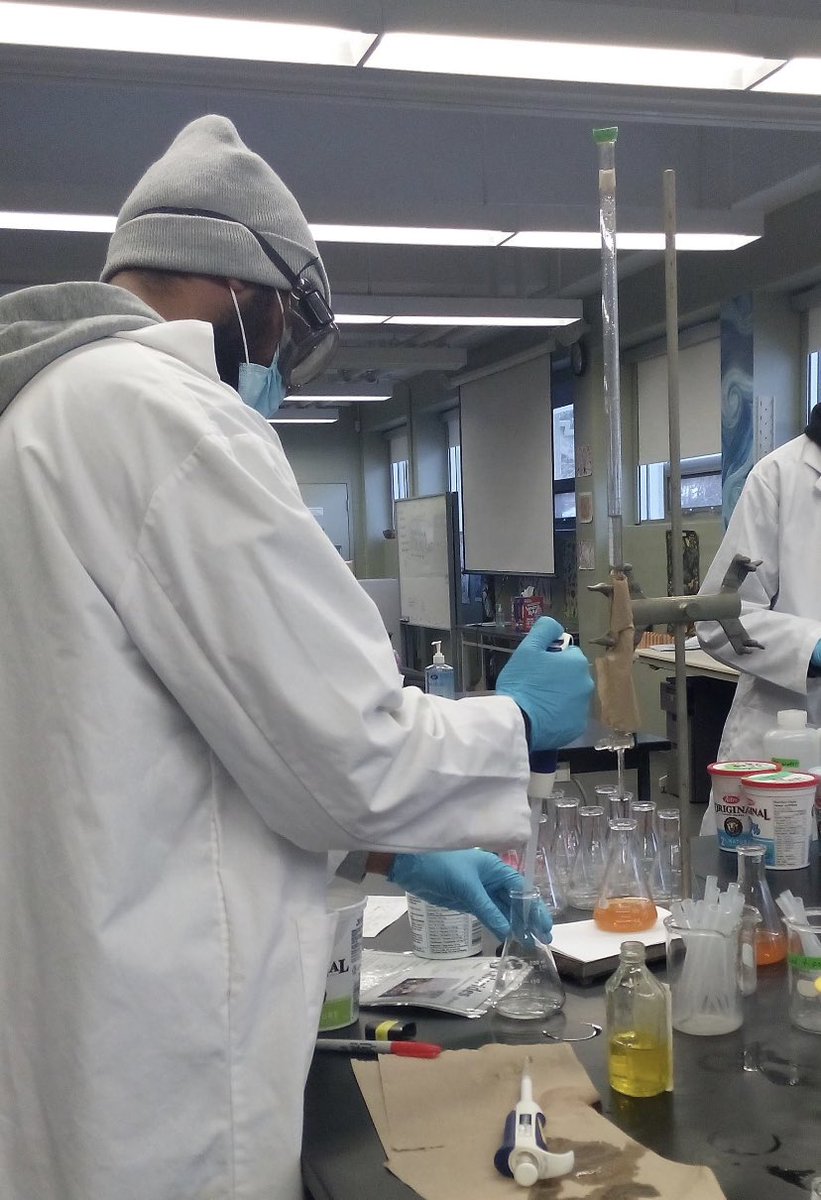 We had a busy week supporting various courses! ENVS 200 conducted soil analysis to test for K, P, N &amp; pH. GEOG 209 got into Laurel Creek where they measured the velocity. GEOG 391 students have been using the Lab's equipment for snow analysis testing for chlorides. <a href="/envwaterloo/">Waterloo Environment</a>