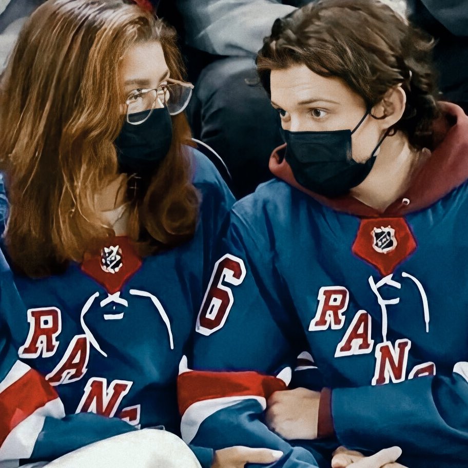 airsadie's tweet image. i knew the matching jersey’s reminded me of something…