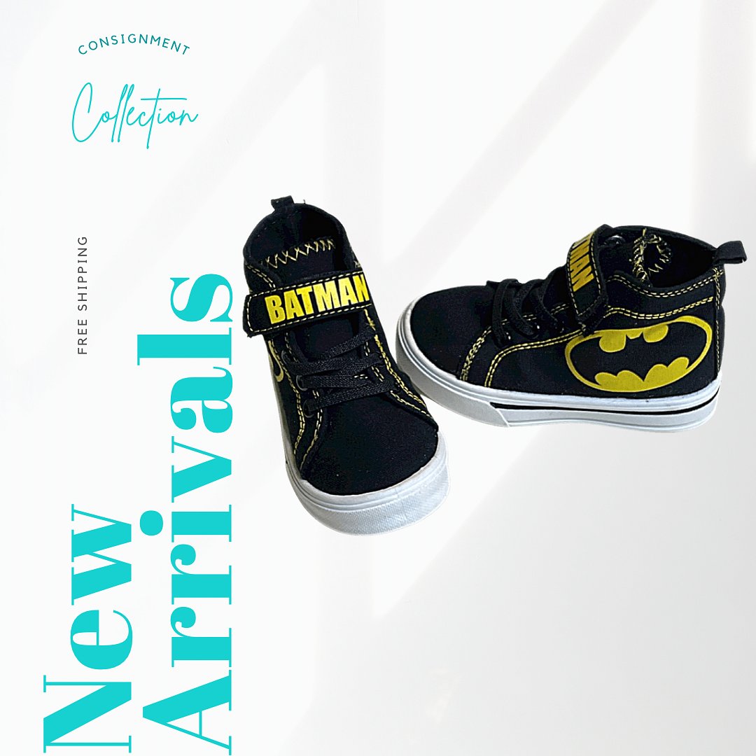 DE_Consignment's tweet photo. 🗣Order now. Batman shoes https://t.co/Hl8iv46WKb  | BATMAN SHOES| 

A new take on the classic. These Batman shoes are made with premium fabric the shoes have an adjustable hook-and loop strap for easy fit. https://t.co/4bfWpFBVUH