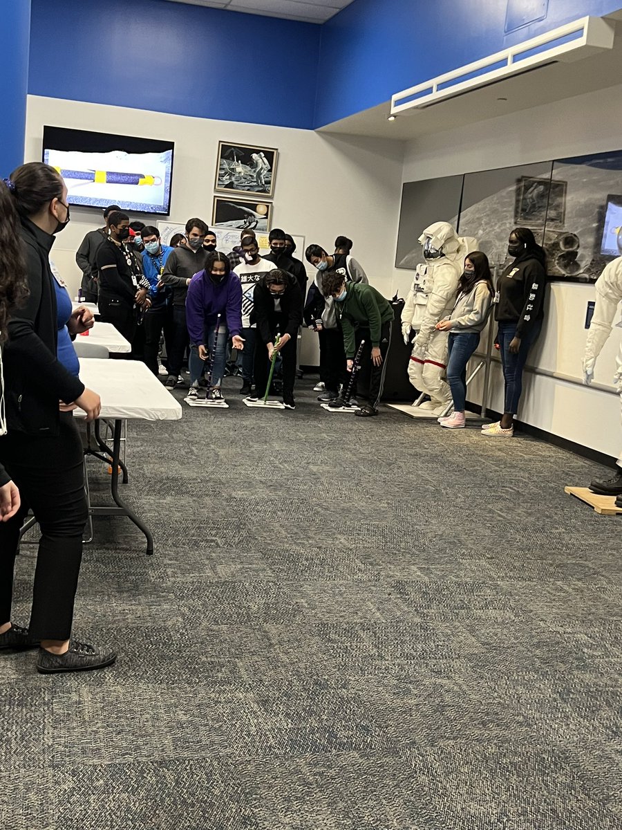 HumbleTSTEM's tweet photo. T-STEM invades @SpaceCenterHou https://t.co/isXThPJSvs