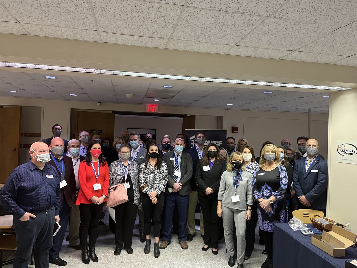 Synchrony_HS's tweet photo. Synchrony Health Services was proud to sponsor the 2022 Kentucky Association of Healthcare Facilities @KAHCF1 Day in Frankfort. Our very own Hannah Bruenderman was leading the charge!
#KAHCF #Advocacy https://t.co/BKLkgrhsln