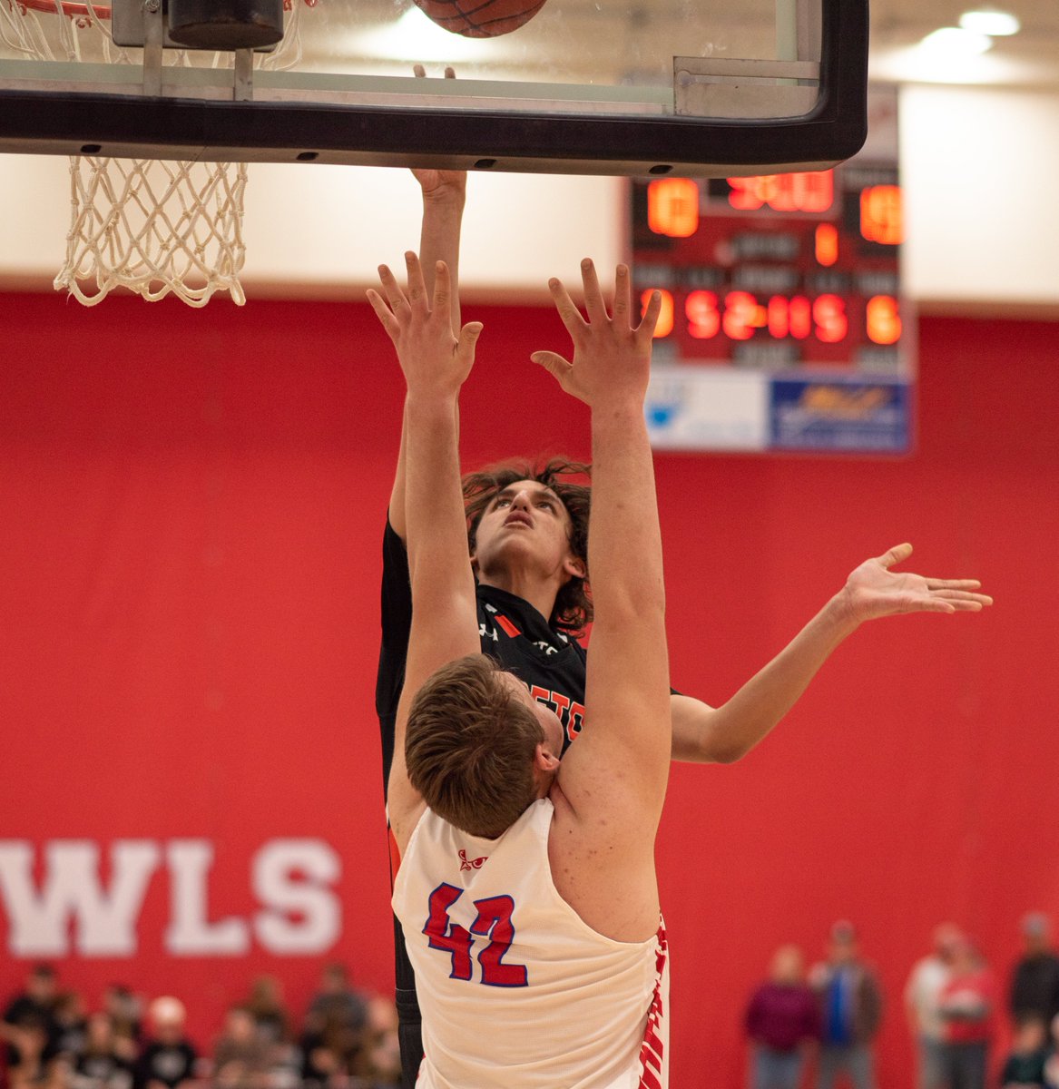 Gameday tonight <a href="/TheNest/">The Nest</a>. Senior night tonight against a tough Homestead team. We'll need you tonight <a href="/Graftonfanclan/">Grafton Fan Clan</a>, <a href="/GraftonHIHawks/">Grafton Black Hawks</a> &amp; <a href="/Grafton6thwoman/">GHS Girls Basketball</a>. #ProtectTheNest #OneUnit

<a href="/CoachJamesGHS/">Damon James</a> <a href="/CoachVb6/">Vance Burnside Jr.</a>