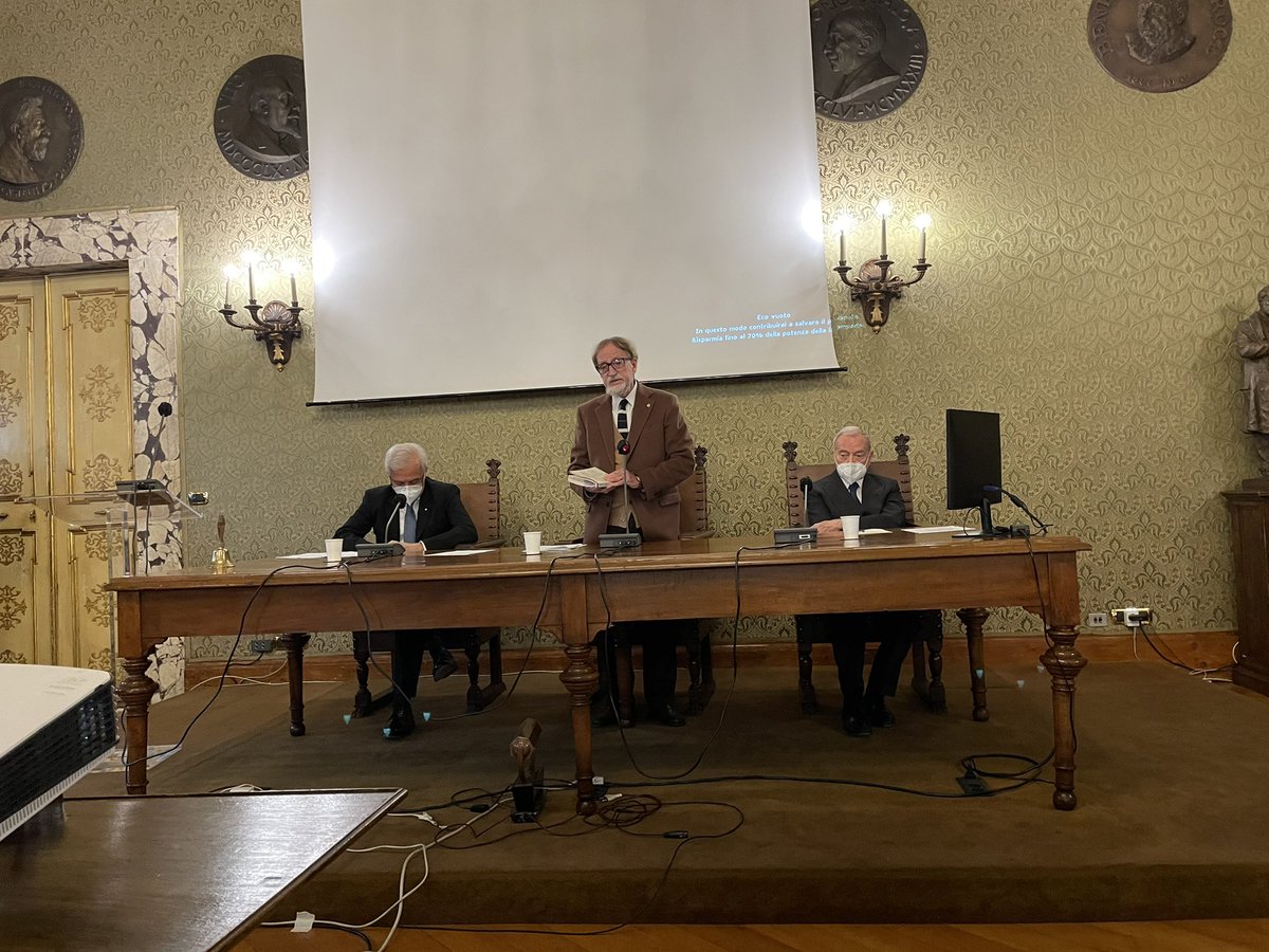 NovelliGnovelli's tweet photo. Il presidente dell’Accademia dei Lincei apre l’incontro di presentazione del nostro libro delle 4 C a cura di Mario Ali’. https://t.co/7PyQtAVaFe