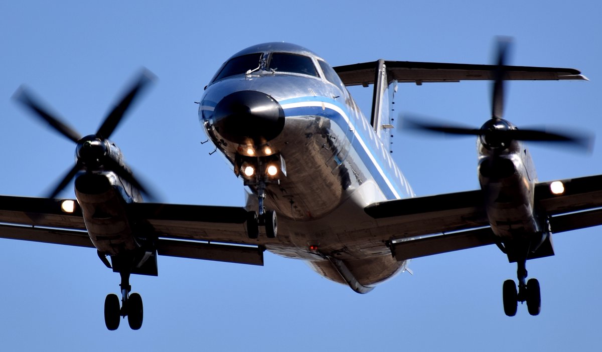 UlisesGtzR's tweet photo. Embraer EMB-120ER matrícula #N246AS de @Ameriflight https://t.co/ooKu1EgEfi