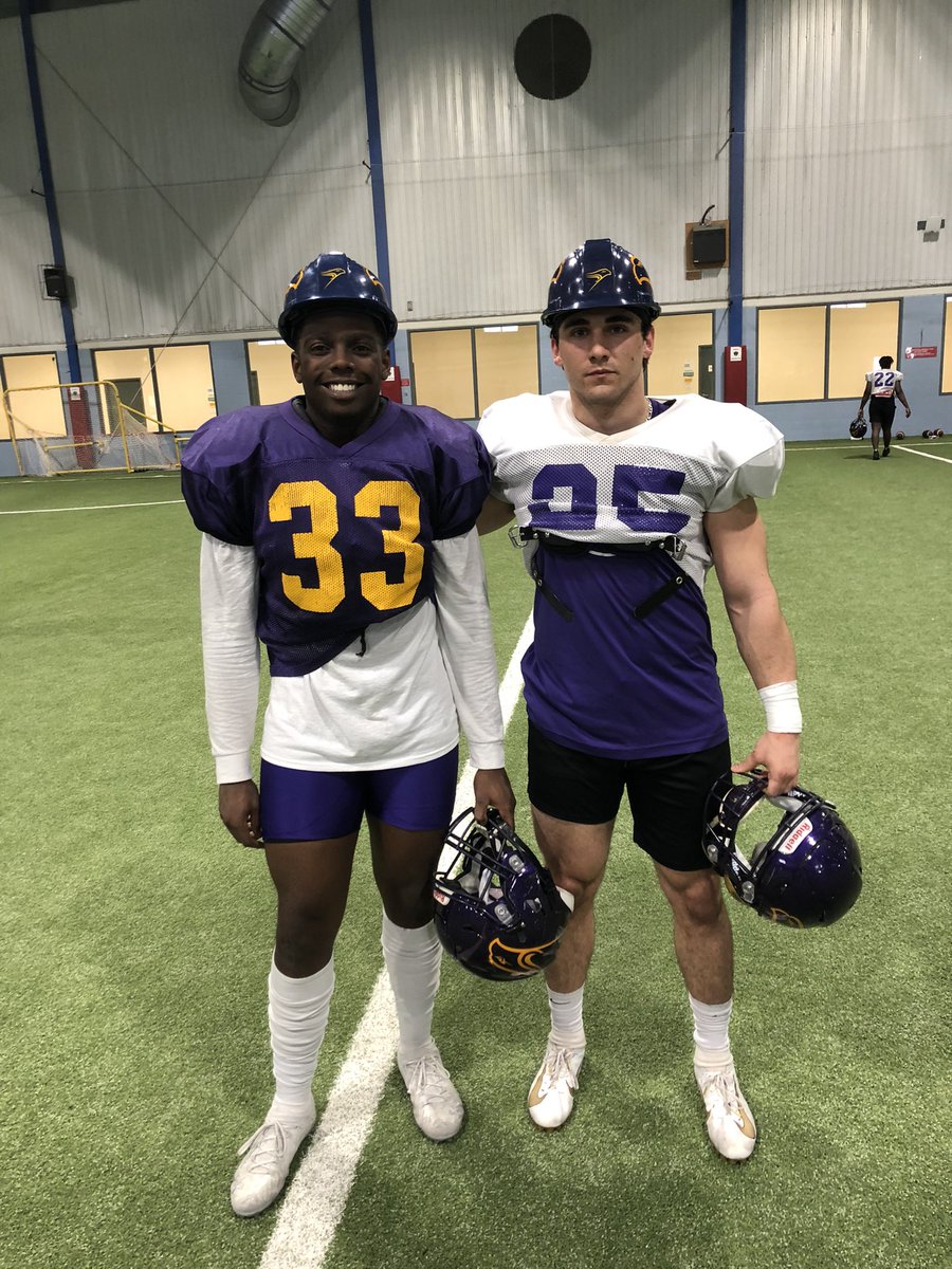 Laurier Golden Hawks Football tweet media
