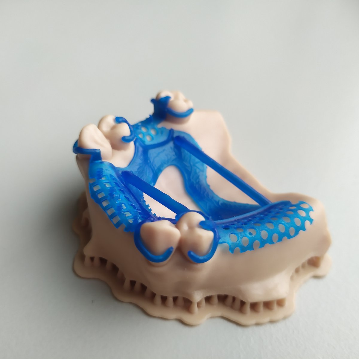 MatterHackers's tweet photo. LiqCreate #3Dprinting resins bring superior high-resolution formulas to dentists, jewelers, and more. With light-proof containers and consistent colors, LiqCreate #resins are perfect for any high-resolution application. See all the #LiqCreate resins here:
https://t.co/qJ7YtbPzXS https://t.co/Ei4ajPRhZx