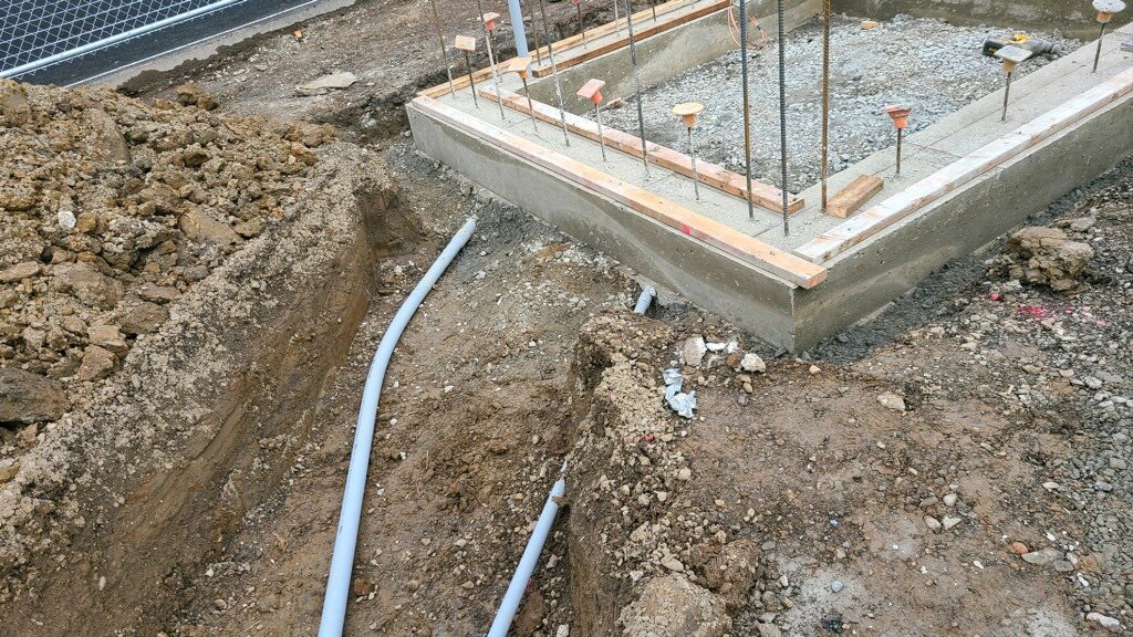 Lots of action at Columbia River. Slab pour for the 800 wing and beginning of ticket booth. Let the sun continue! Thanks <a href="/Robertson_Olson/">Robertson&OlsonConst</a> and <a href="/LSWArchitects/">LSW Architects</a> for the work! #vpsamazing