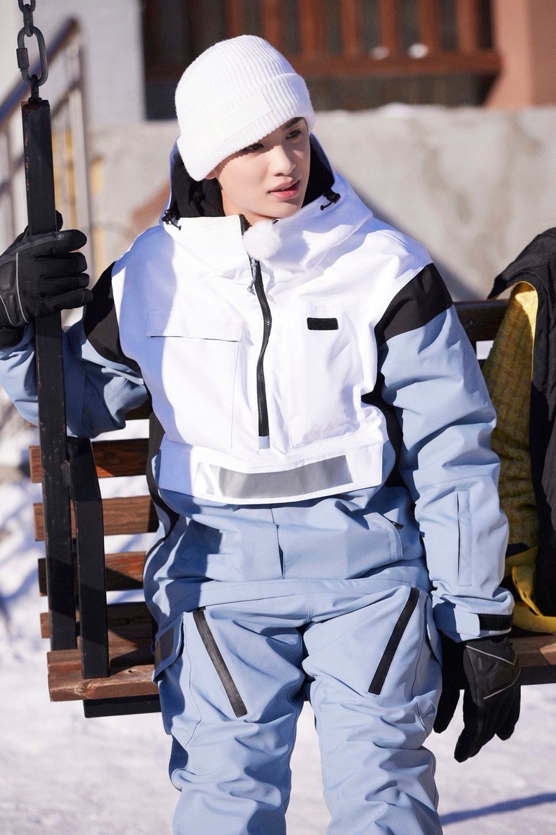 NEX7Brasil's tweet photo. [#OFICIAL] 18.02.22 - Atualização no weibo Hao Letter Reception. 

#Justin #黄明昊 #NEX7 #乐华NEXT https://t.co/pZ1oEHMHj6