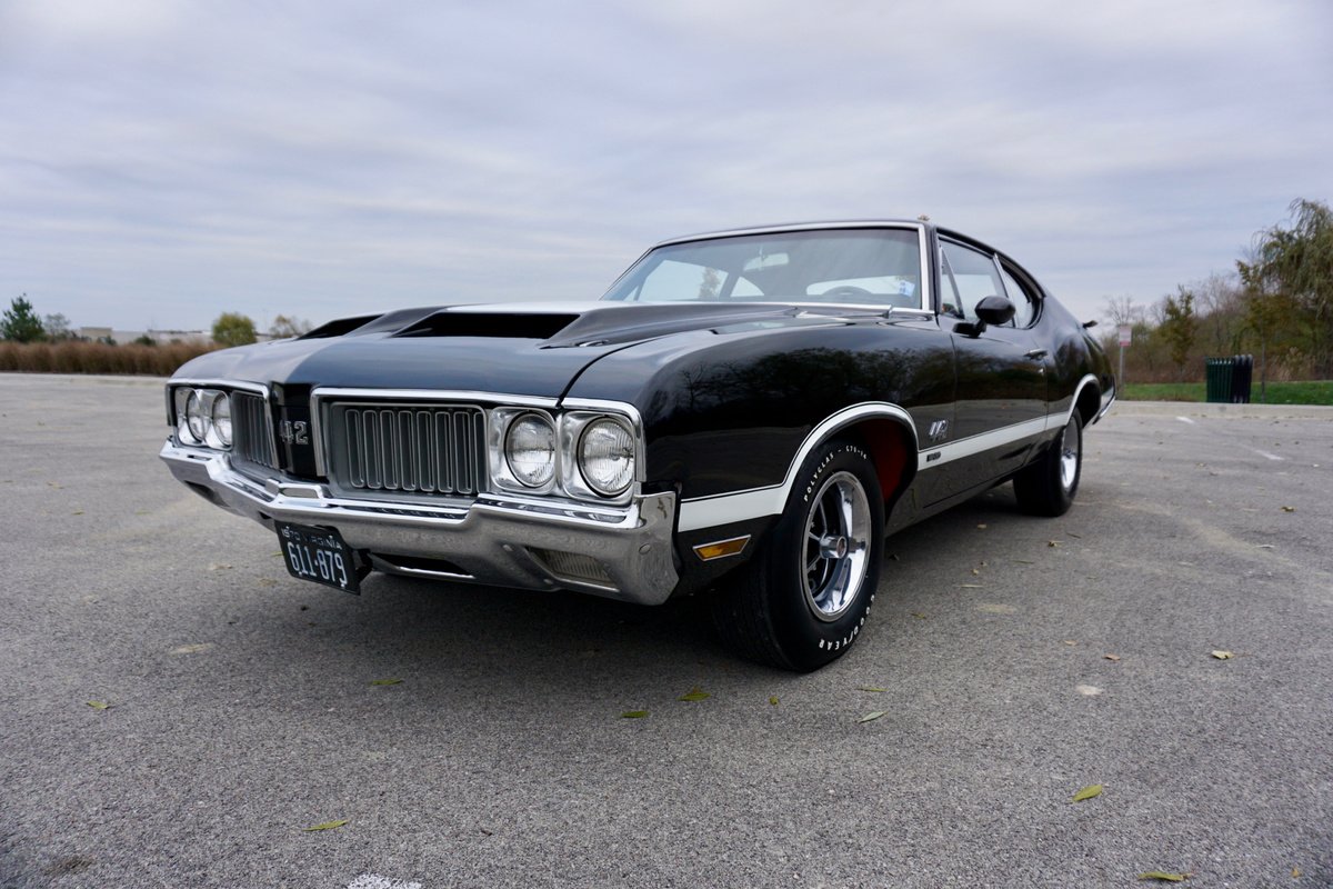 #FeelGoodFriday Have a great weekend everyone, enjoy some quality time with your family!

#Bowtie #musclecars #classiccarparts #ClassicCars #customerservice #langley #lowermainland #vancouverisland #Okanagan #vancouver #autoparts