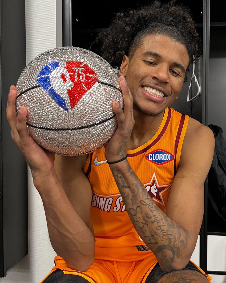 NBAAllStar's tweet photo. 😁 #CloroxRisingStars 😁 https://t.co/VWpsyB7JLf