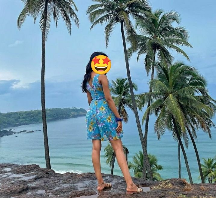 AmritaGoddess's tweet photo. Throwback - when the beach awaited the arrival of the Queen 👑
#footworshi̇p #TheView 
Indian Goddess 
#findom #femdom https://t.co/T1iRygzoKc