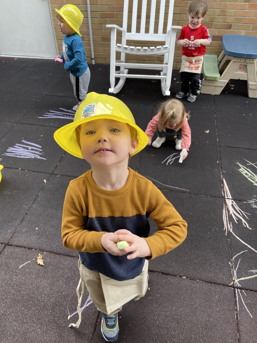 KCS_Palmer's tweet photo. Toddler construction zone. Young brains at work! https://t.co/eizwf66IBH
