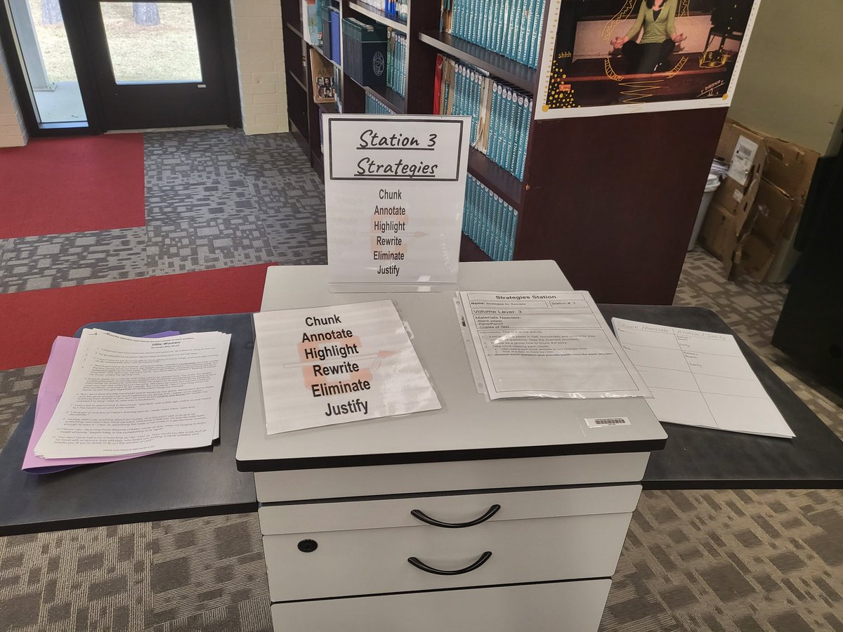 sdbrooks85's tweet photo. ELA PD - @AshleyBeeman5 and Mrs. Greer preparing ELA teachers for STAAR ROCKING REVIEW! @Lead4ward #rockingreview Great Job! https://t.co/o3AeR0QBUF