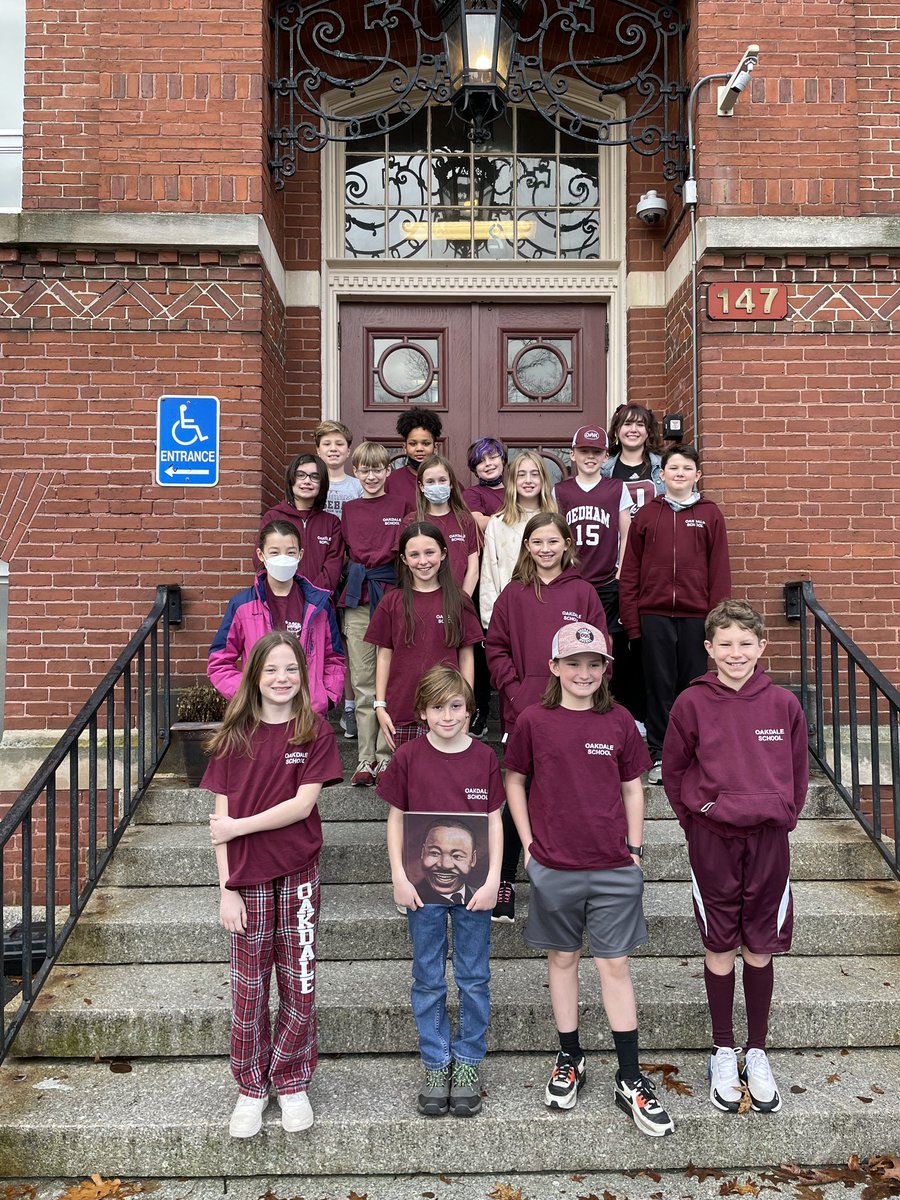 Congratulations to The Oakdale 5th Grade Student Council for leading an exemplary assembly today honoring Dr. Martin Luther King Jr.