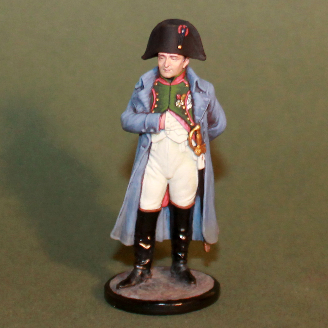 Goblins_Store's tweet photo. Napoleon liked to repeat after negotiations: "The best way to keep one's word is not to give it." Sometimes I think he was quite right, say that 🙃

#miniature #tinminiature #napoleon #napoleonic #54mm #paintedfigure #подароккиев #подарунокхлопцю #подарунокчоловіку https://t.co/umFpKkLPPk