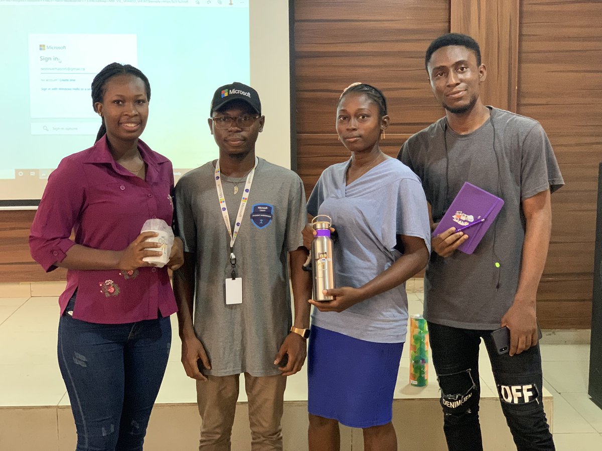 dev_roosevelt's tweet photo. We had so much fun, our winners for today took home @Microsoft Swags. We gave swags to the winners of @Kahoot games, the first five attendees, six most social media engagements and many more😎😎
Thank you Benin, Edo State 😊😊
#GPPB2022 #PowerEdo #GPPBEdo https://t.co/3QN09DADrl