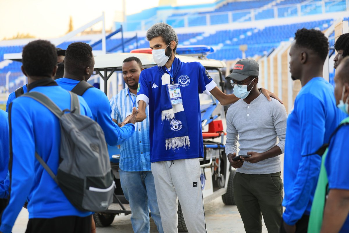 خضع لعمليتين جراحيتين .. قضى وقتًا طويلًا في المشفى 😔 .. جاء من السرير الأبيض إلى  عشقه الأزرق.

📷 | "تجاني عصام"..  "مابدلت ريدو الظروف" 💪💙