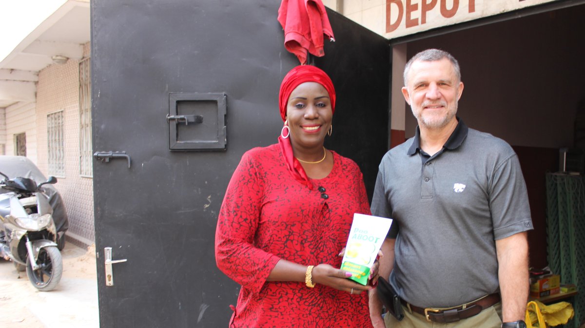 Sorg_Millet_Lab's tweet photo. Our Assistant Director, Nat Bascom, enjoyed visiting with our research teams in Senegal at the @isra_ceraas Product Development &amp; Technology Transfer meeting. @CORAFNews @CGIAR @CGIARDrylands @CGIARclimate @FeedtheFuture @USAID #research #globaldev #agriculture #science #impact https://t.co/GaaILvBSBf