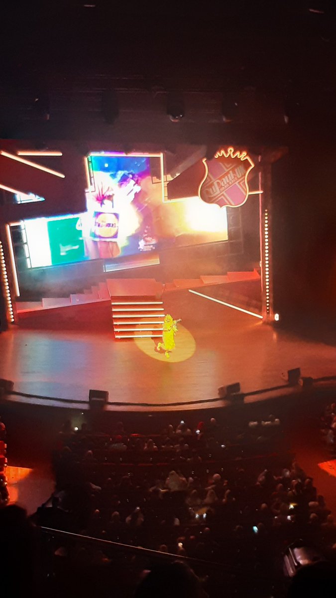 RandomDaveH's tweet image. The view of @GinnyLemon69 from the expensive "cheap seats"