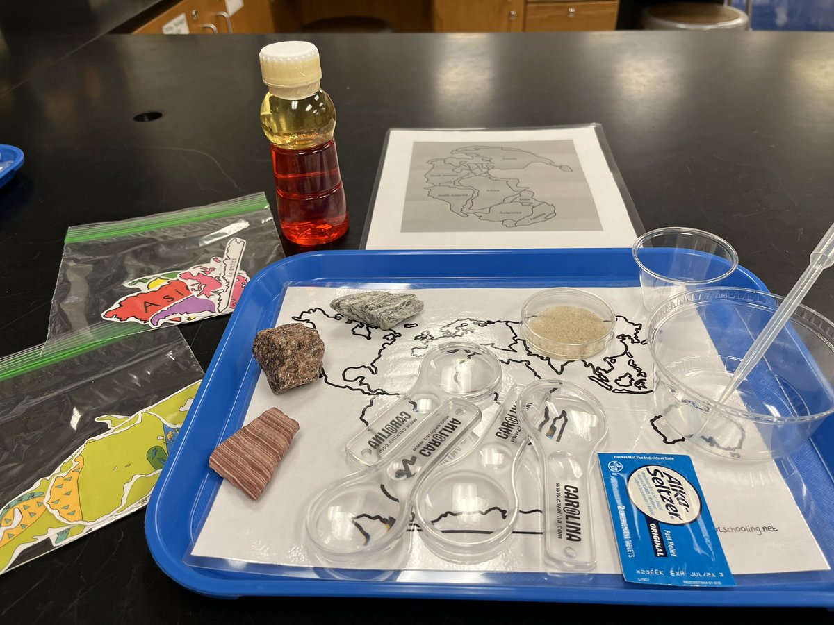 hollyastuart's tweet image. Exploration trays are prepped and ready for Ss! Any guesses as to what our new unit of study is going to be?

#TeachBetter #tlap #RevoltLAP #scitlap #stuartscience #STEAM