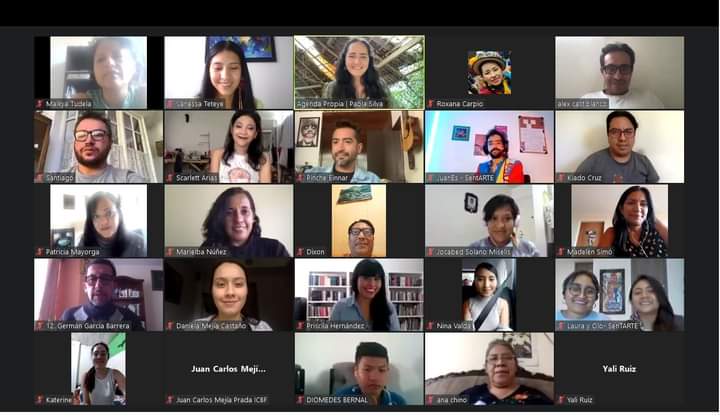 Scarlett_GA's tweet photo. contenta de hacer periodismo en #defensa de los derechos de la #NiñezIndígena en #Latinoamérica desde la #RedTejiendoHistorias con @agendapropiaap y #SentArte 💗
#SeminarioWeb https://t.co/S7MAUWjmc0