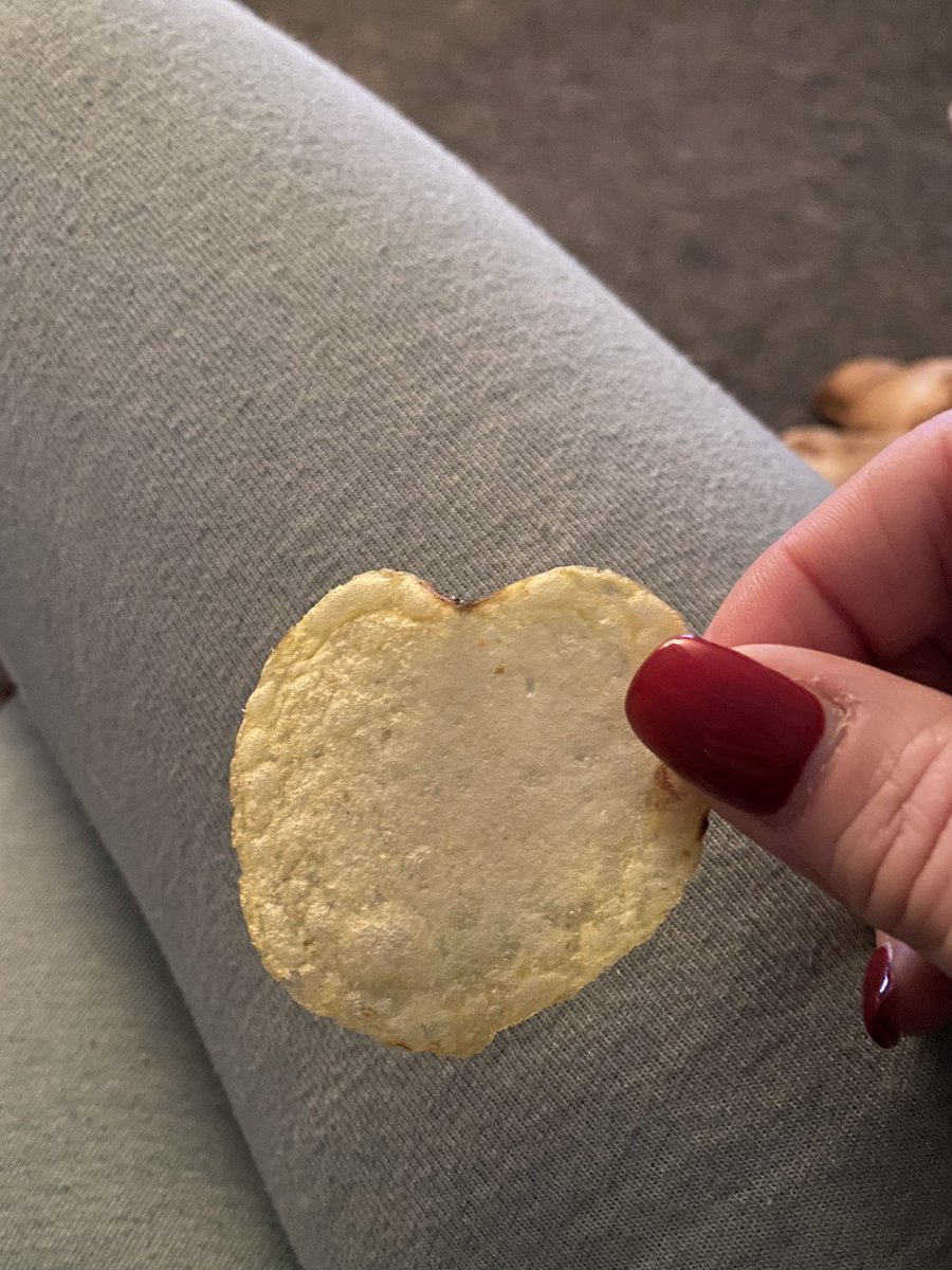 l15asa's tweet photo. @walkers_crisps #LoveWalkers ❤️ https://t.co/McIE5lM2Yu