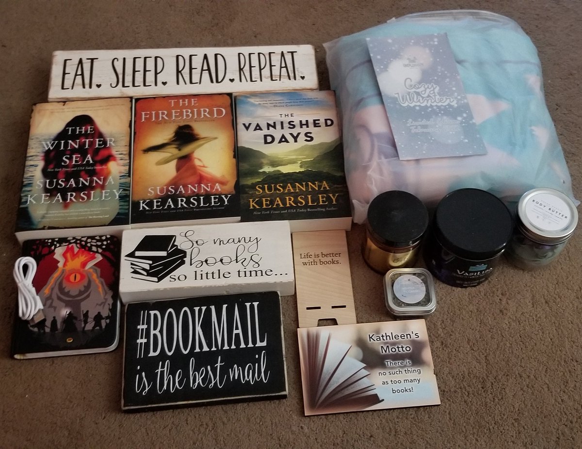 JerseyGirlBook's tweet image. Today's Book Mail: @unpluggedbooks Cozy Winter Limited Edition Box #UnpluggedBookBox #CozyWinterBox #Romance #HistoricalFiction