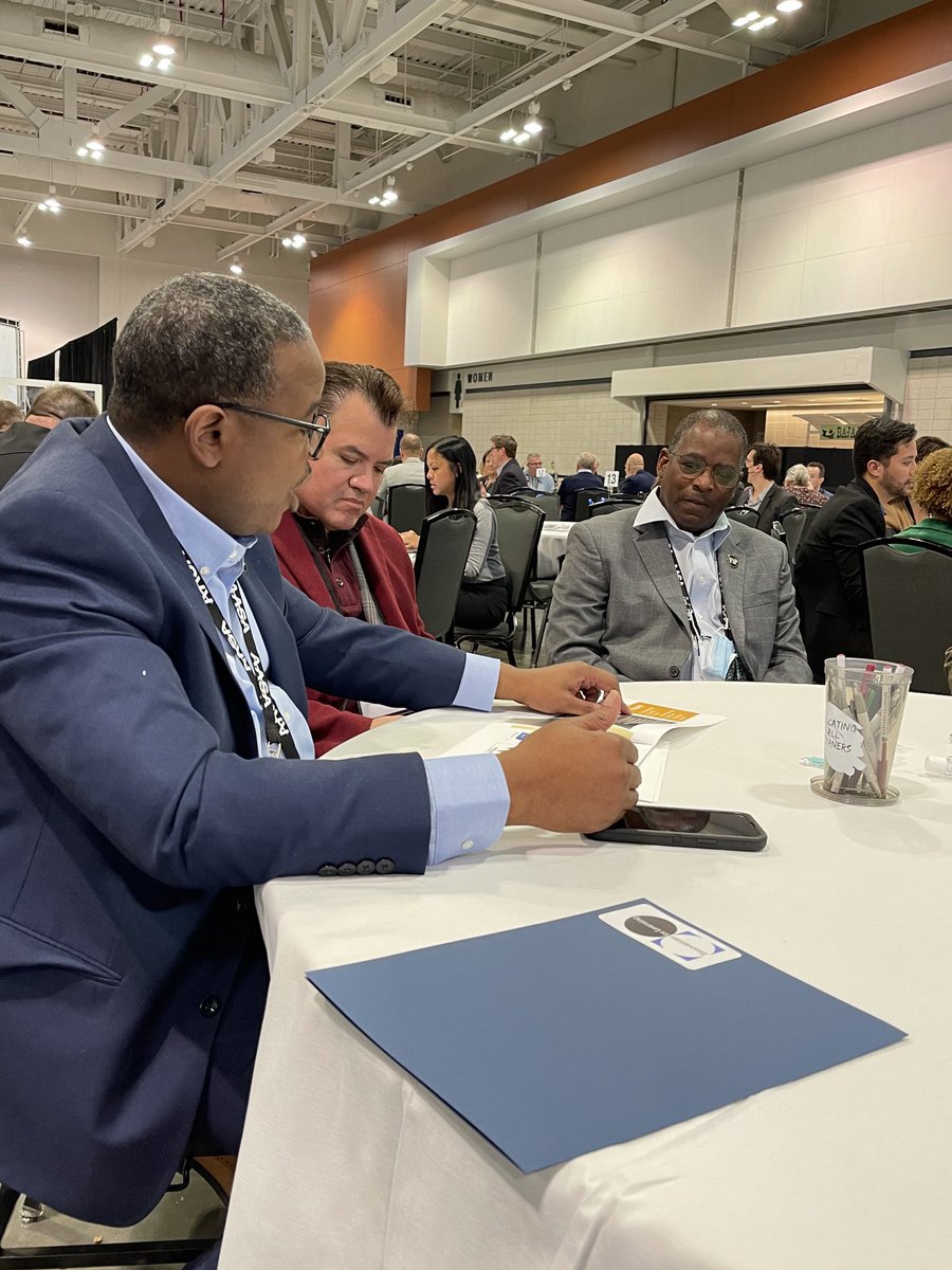 prinfrazier's tweet photo. Today was a first for me.  I had the honor of leading a Roundtable discussion on leader induction and retention at @AASAHQ #NCE2022.  Thanks to @VIPAcademy_BCSD and @KeithLSimmons1 for the photos.
#talkingwithmyhands https://t.co/AL8Lq1hRTk