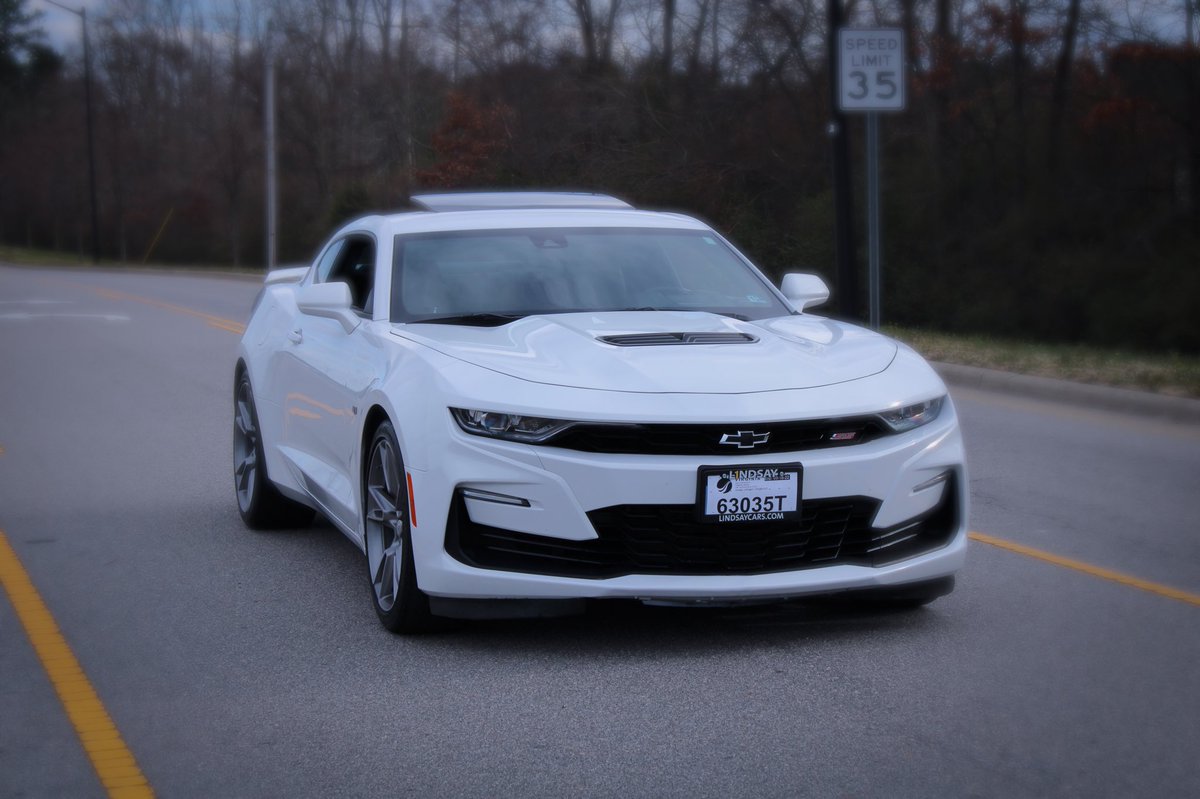 jaylit13's tweet photo. New whip who dis 😍😍 #canaross #camaro2ss #Chevygang https://t.co/JsVYJRhxrz