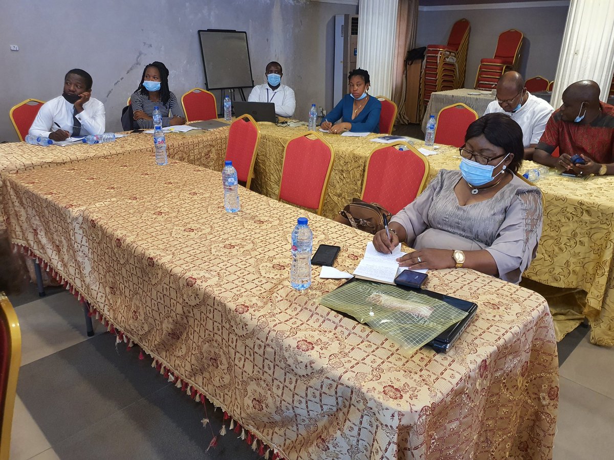 EDO STATE INTEGRITY AND ACCOUNTABILITY STRATEGY (EDSIAS)

The EDSIAS seeks to develop and implement mechanisms aimed at improving the governance of public institutions at State and Local government levels.

The strategy is designed to intervene at the legal, policy, technical