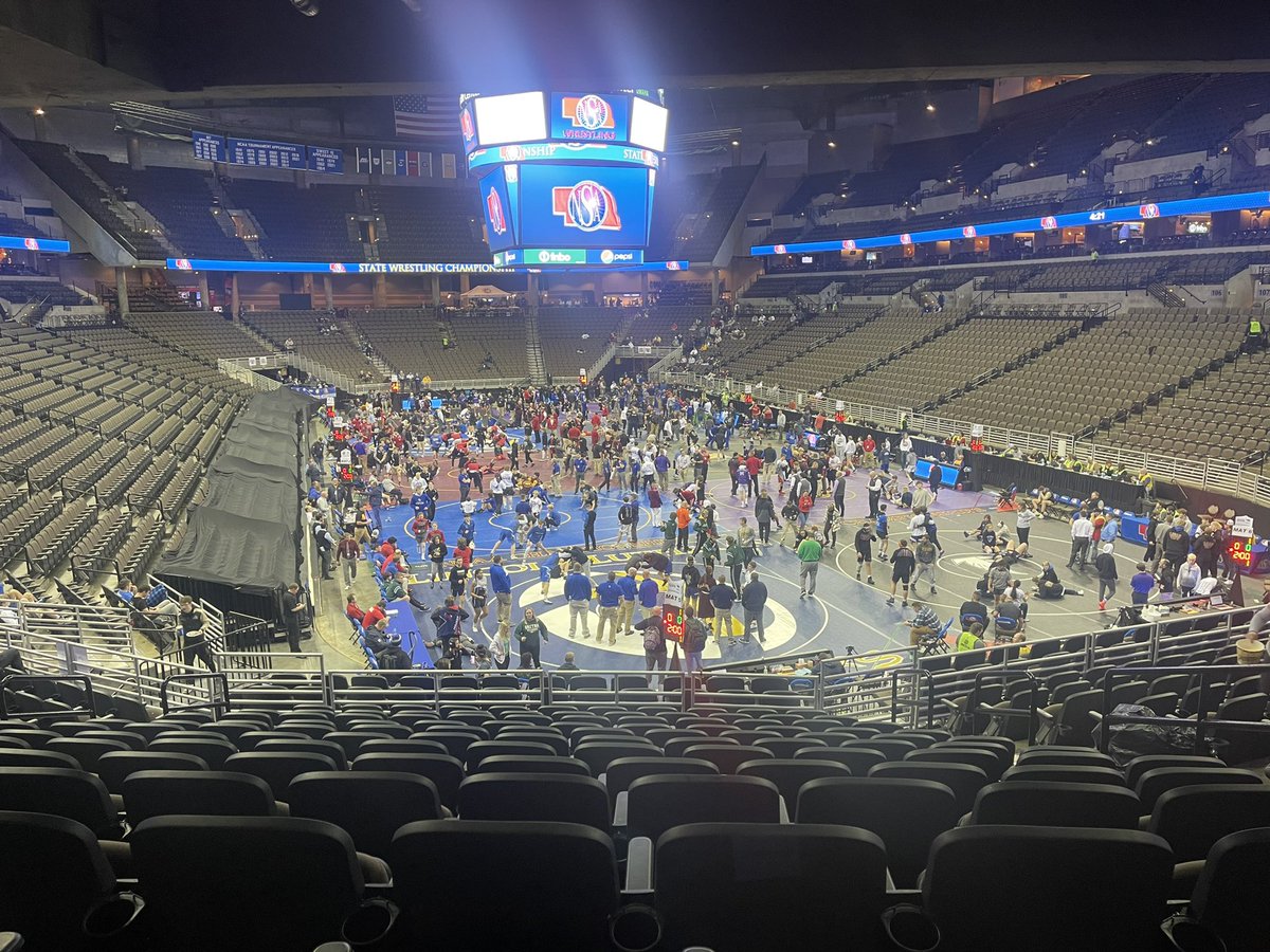 Semifinals and Heartbreaks let’s Go Raiders <a href="/sidneynewrestle/">Sidney NE Wrestling</a> <a href="/Sidney_Raiders/">Sidney Raiders</a> @BeauMcConnell55 <a href="/aintisntArent/">Chris Arent</a>