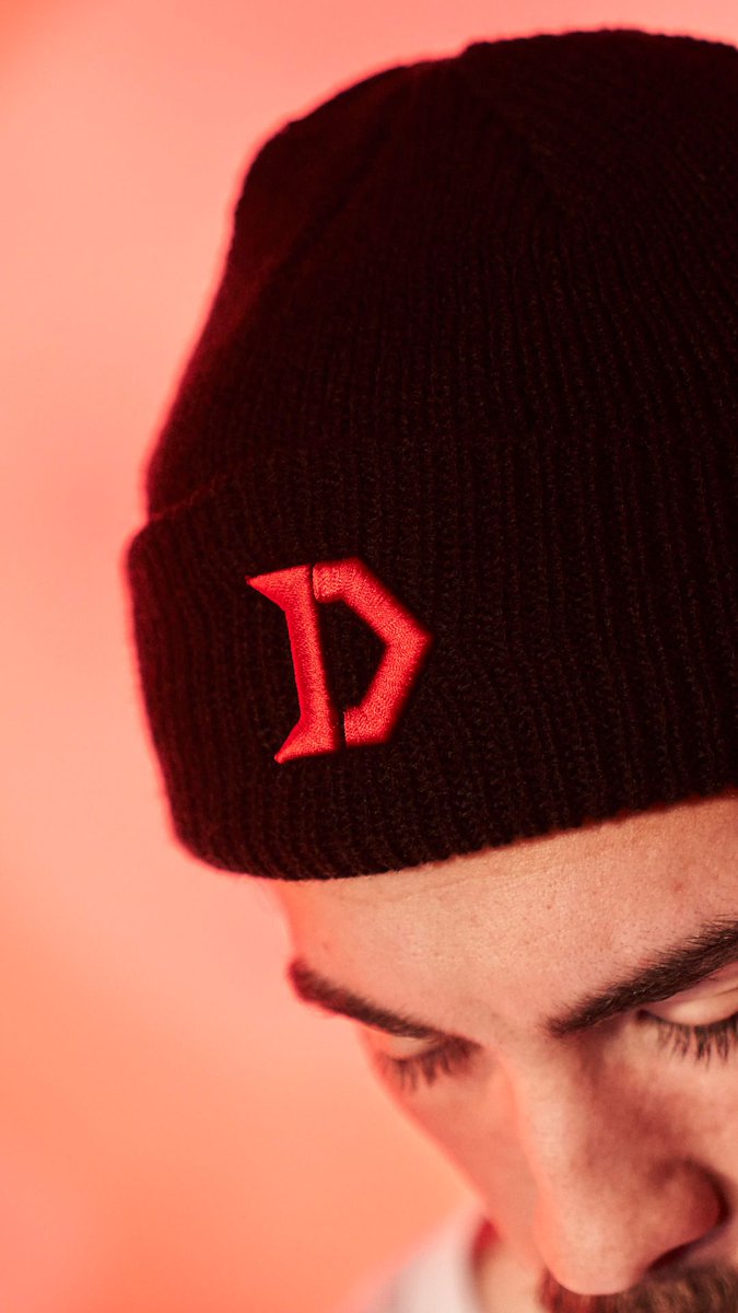 Destroy_215's tweet image. ANOTHER LIMITED MERCH DROP NOW LIVE for yall!

New hoodie / sweats / long sleeves / beanies! 

check out the full collection!
here ----&amp;gt; destroy.3blackdot.com