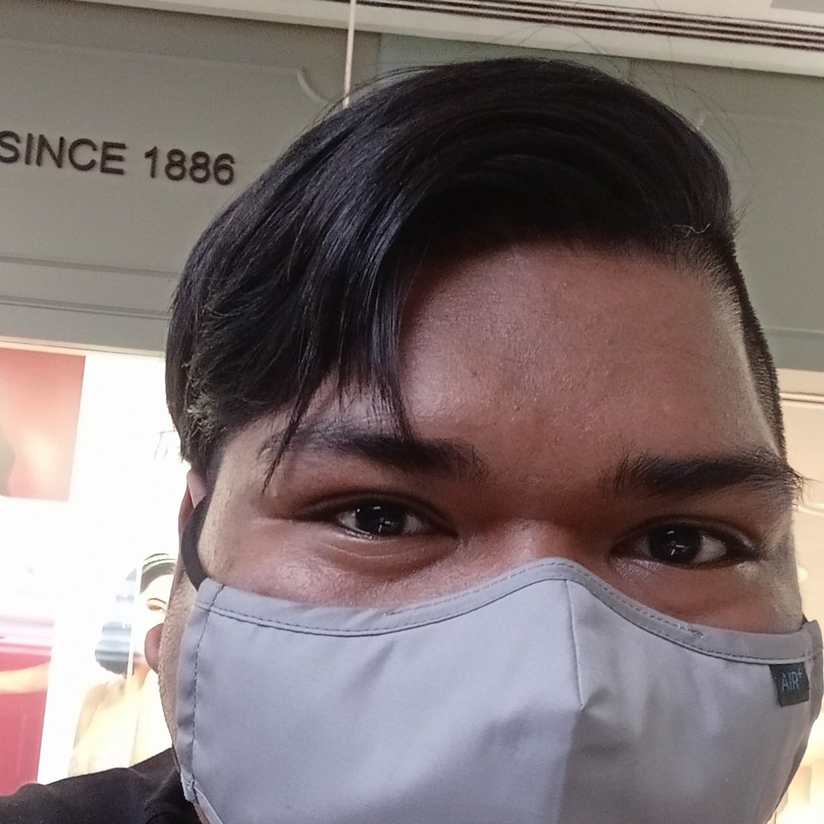 ZATBOBO's tweet photo. #NewProfilePic https://t.co/5Xykl2MOvX