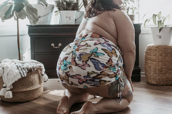 Who else is ready for spring and barely-there dresses with no panties? https://t.co/7rG2BSnVwx<a href="/tag/ssbbw"class="tags"><span>#ssbbw</span></a><a href="/tag/ssbbws"class="tags"><span>#ssbbws</span></a><a href="/tag/onlyfansgirl"class="tags"><span>#onlyfansgirl</span></a><a href="/tag/onlyfanspromo"class="tags"><span>#onlyfanspromo</span></a>