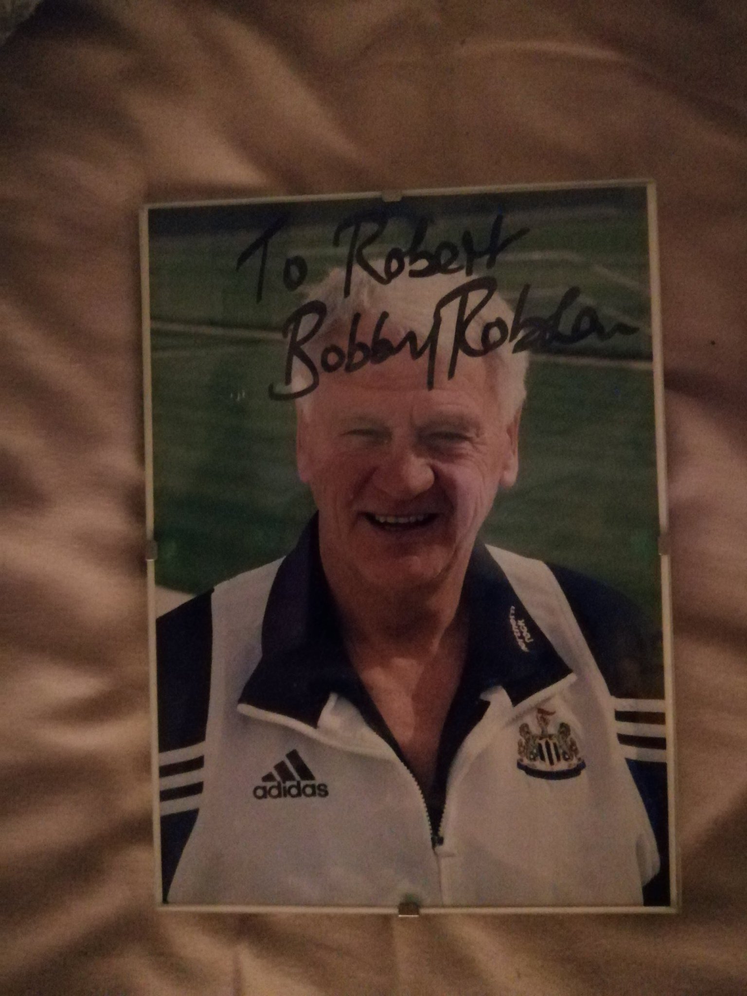 Happy birthday to the absolute legend, sir Bobby Robson     