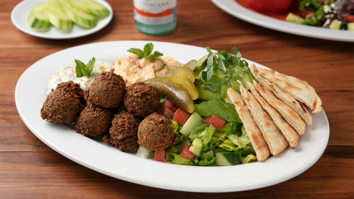 reply 🤏 to steal a (vegan) falafel | #PaniniKabobGrill #Falafels