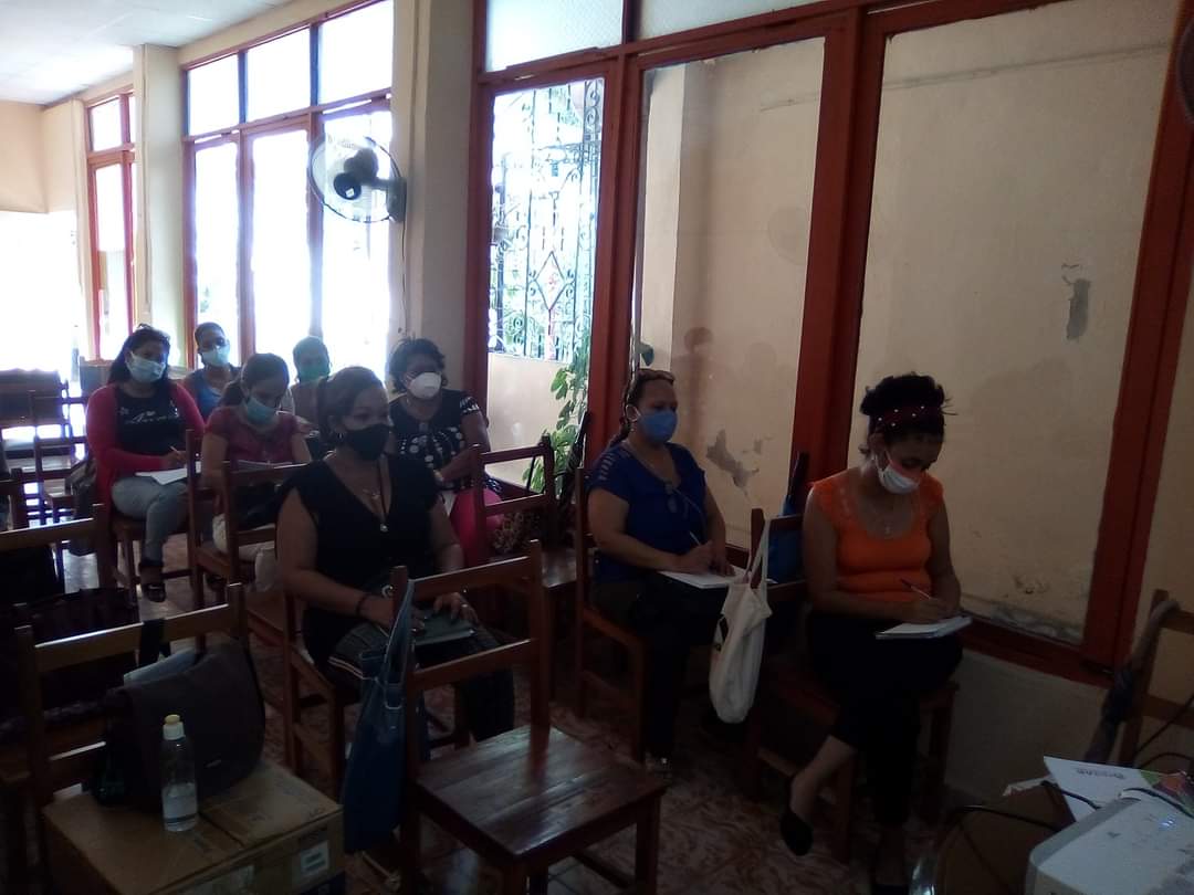 Citmagtm's tweet photo. El #CPCSH de @Citmagtm presenta en su reunión el plan de actividades, las prioridades y proyecciones para el año 2022. Los #Macroprogramas del #PNDE2030, nuevos actores económicos, fueron temas debatidos. @YuryTriana2 @ArmandoRguezB @ElbaRosaPM @citmacuba @MaraLui85005402 https://t.co/2kkmIoQqtA