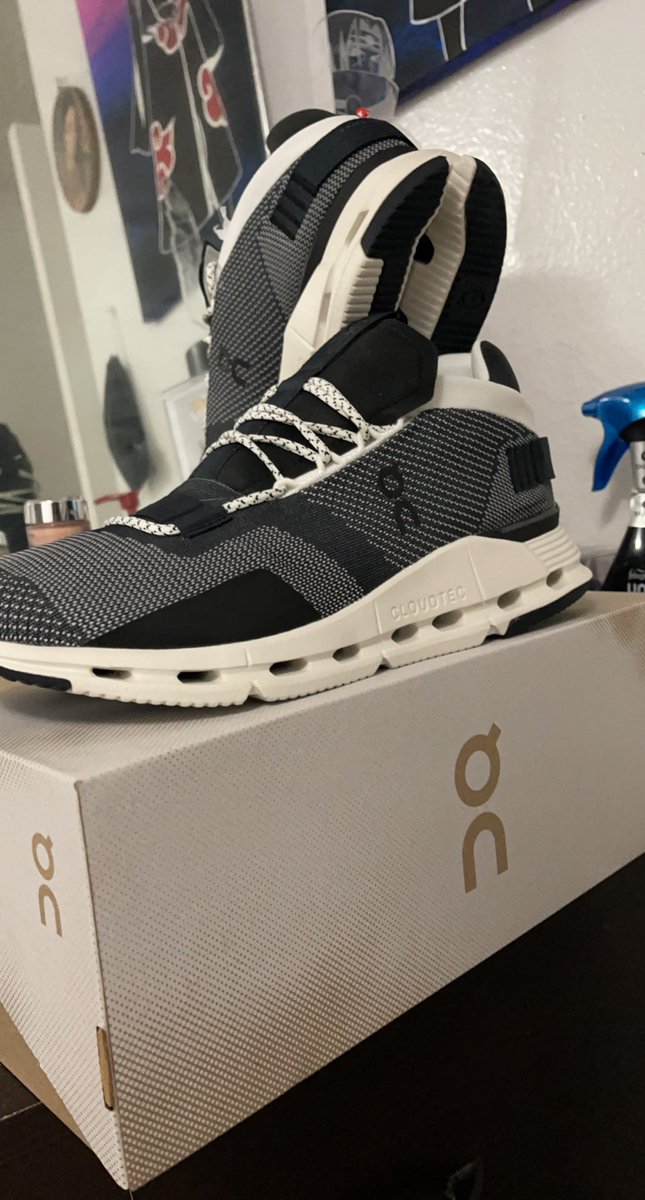 JerryHinojosa's tweet photo. New GYM shoes came in #OnCloud #cloudnova https://t.co/d9aP3wLkyl